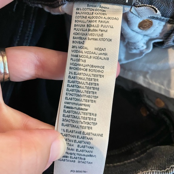 7 For All Mankind Luxe Vintage Italian Fabric Black Distressed Skinny Jeans 23 - Picture 14 of 15